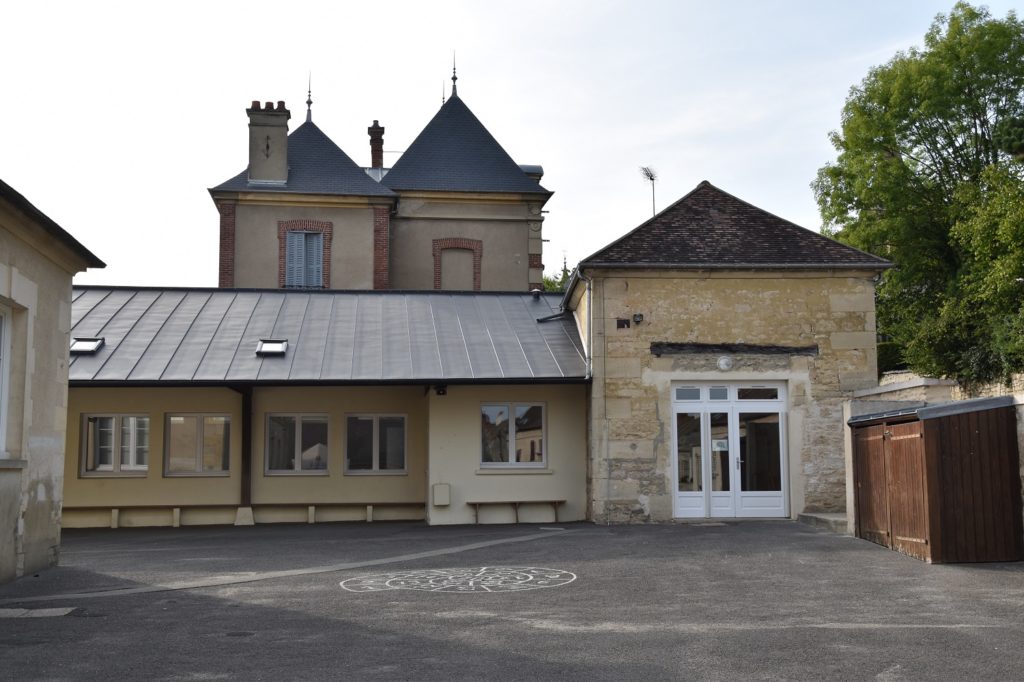 La réhabilitation de la cantine et la garderie
